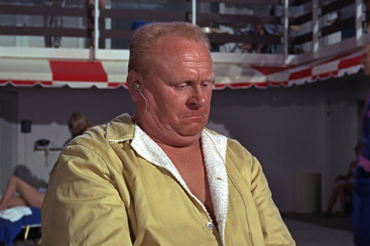 goldfinger-gert-frobe.jpg