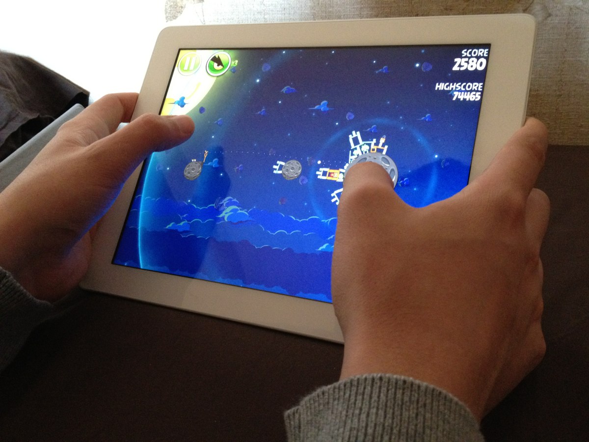 Ipad angry birds space